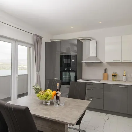 Pelja Appartamento *